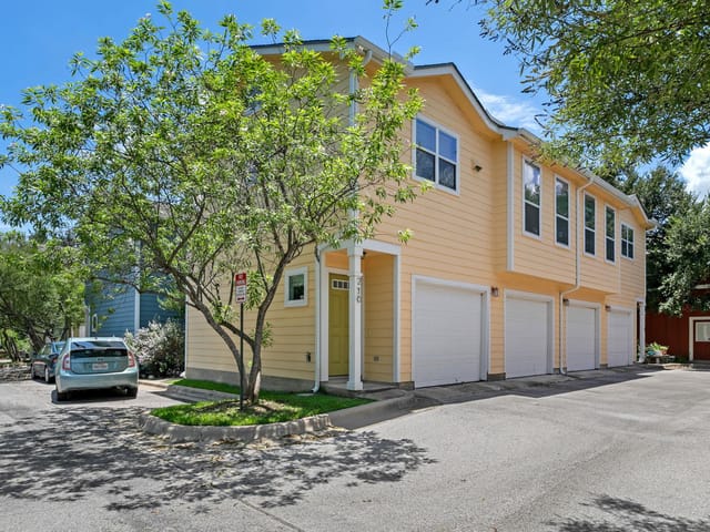 1601 Miriam Ave Unit #216