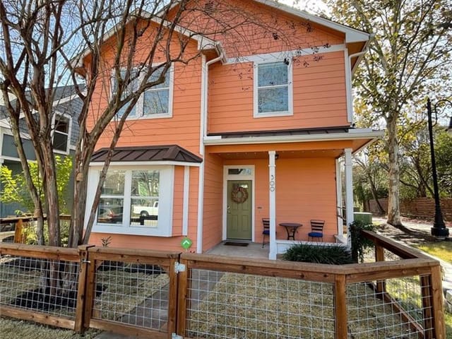 1601 Miriam Ave Unit #300
