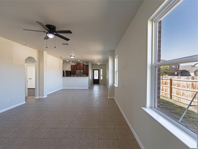 1601 Treeta Trl