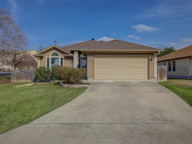 1601 Windy Park Dr
