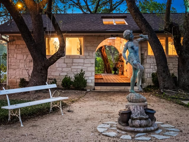 16018 Pool Canyon Rd