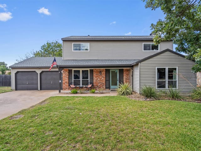 1602 Rock Creek DR