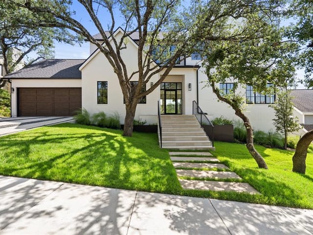 1603 Bay Hill DR