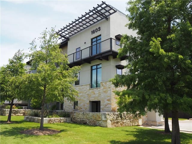 1603 Enfield RD Unit #100