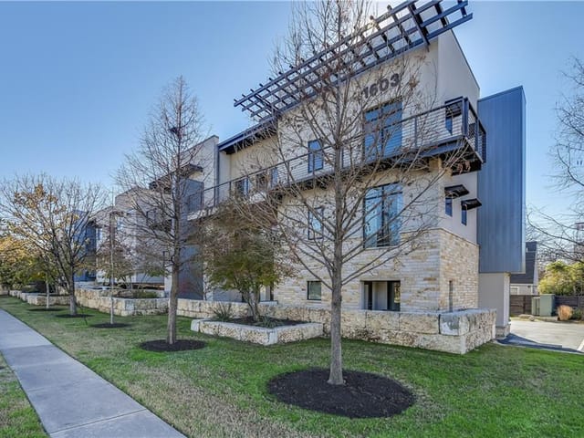1603 Enfield RD Unit #201
