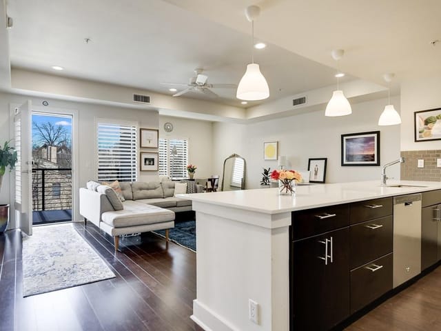 1603 Enfield RD Unit #313