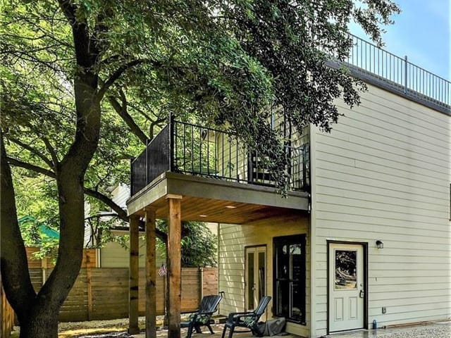 1603 Willow St Unit #2