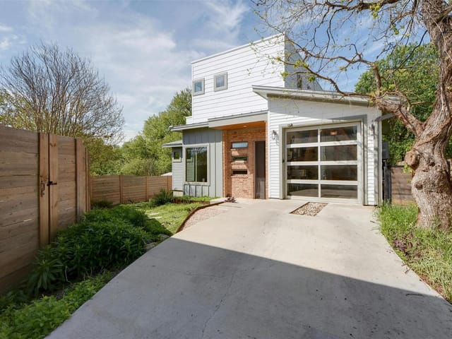 1604 Greenwood Ave Unit #2