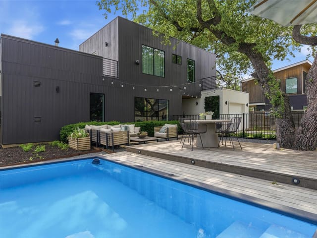 1605 Chelsea LN Unit #2