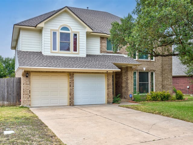 1605 Dapplegrey LN