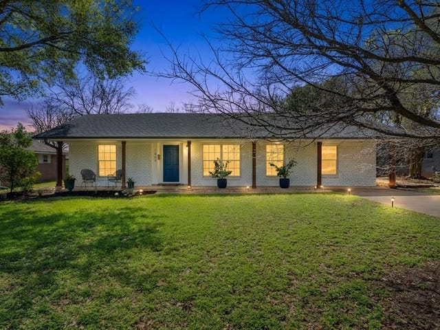 1605 Ridgemont DR