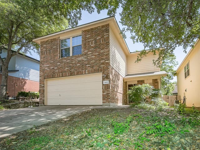 1605 Strickland Dr