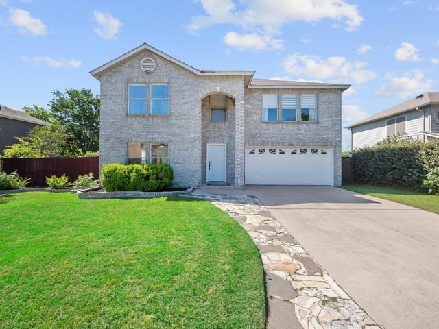 1606 Candlelight DR