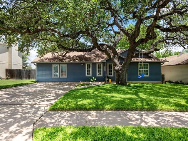 1606 Morning Quail Dr