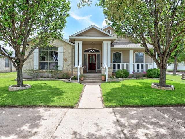 1607 Main ST