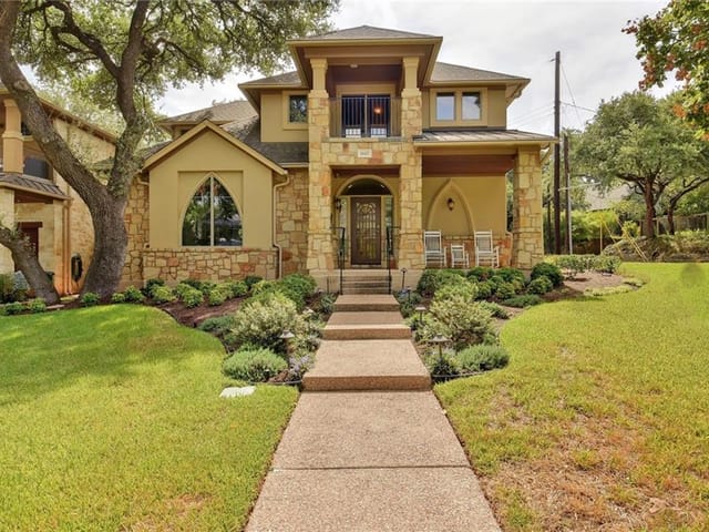 1607 Travis Heights Blvd