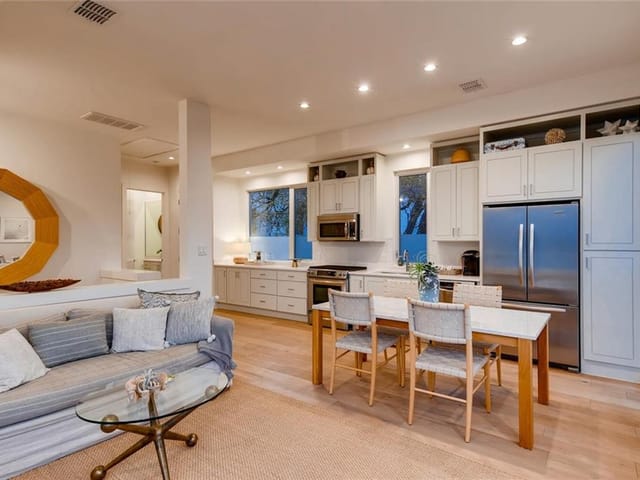 1608 Ravey St Unit #B