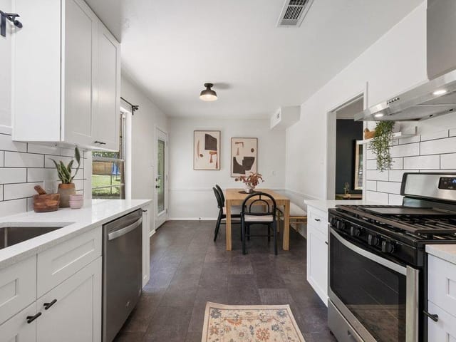 1609 Larkwood DR
