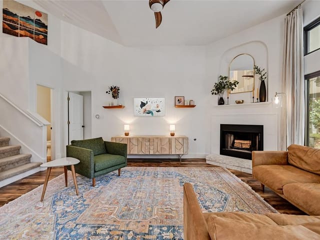 161 Victoria Ct
