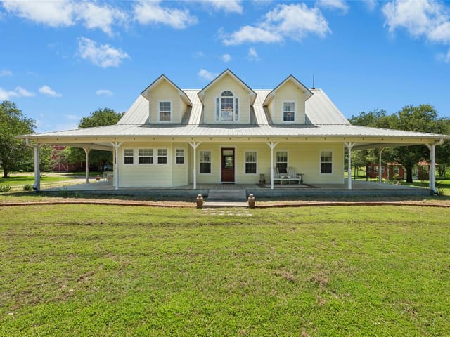 1610 County Road 463