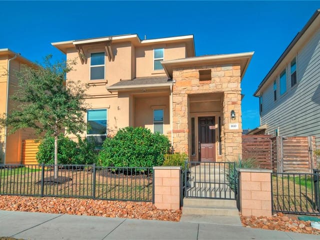 1610 Frontier Valley Dr