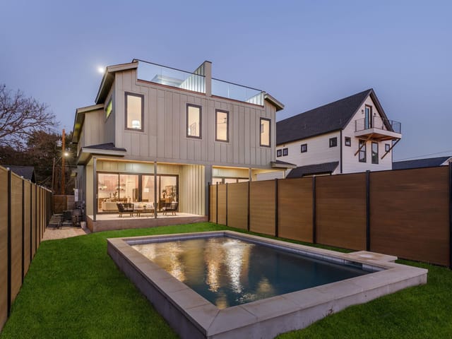 1610 Harvey St Unit #1