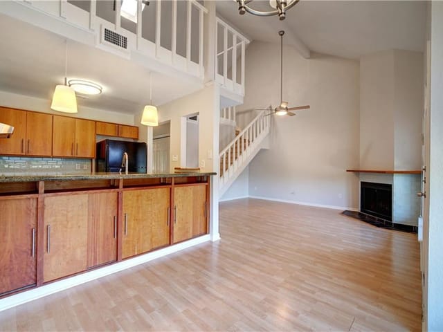 1610 Waterston Ave Unit #10