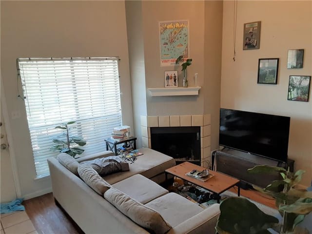 1610 WATERSTON Ave Unit #13