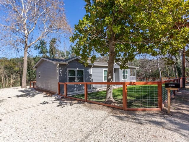 16102 Spring Branch Trl