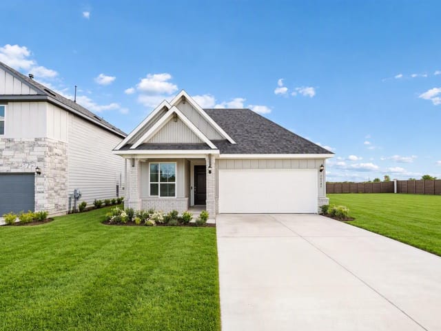 16105 Emma Edge LN