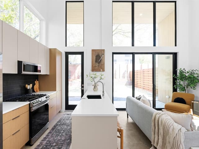 1611 Clifford Ave Unit #2