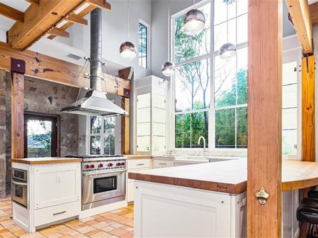 1611 Ravey St Unit #1611