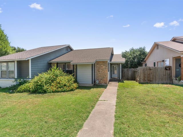 16111 Fitchburg CIR