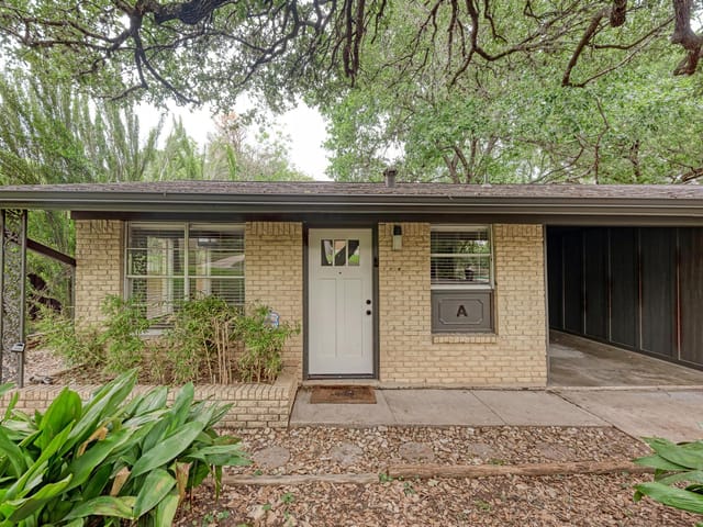 1612 Elmhurst DR Unit #A