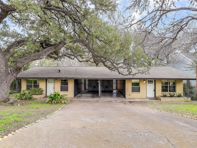 1612 Elmhurst DR Unit #B
