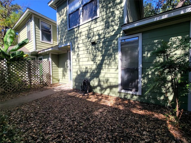 1612 Roberts Ave Unit #A