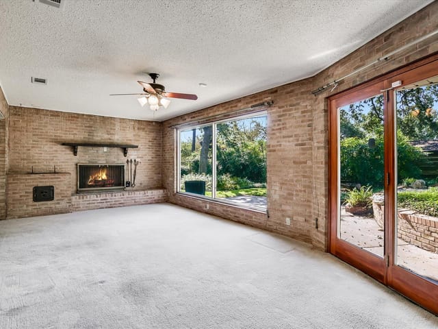 1613 Lupine Ln