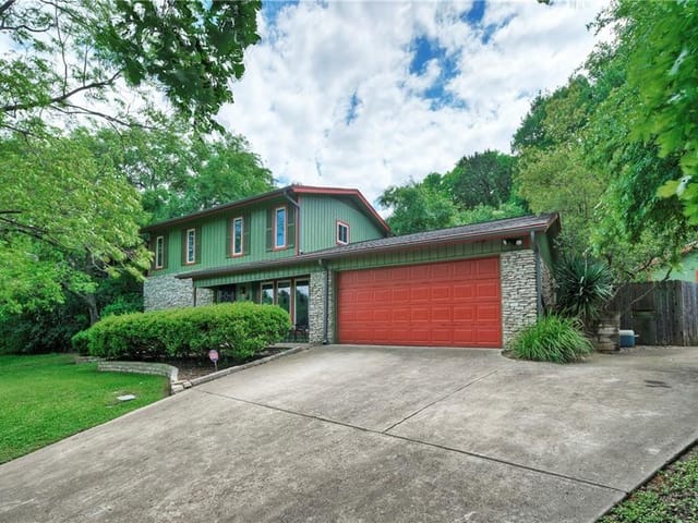 1613 Taylor Gaines St
