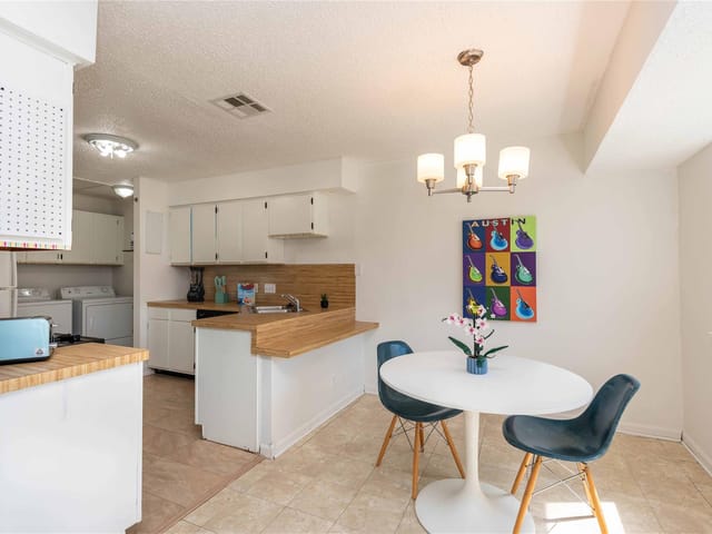 1613 W Braker Ln Unit #B