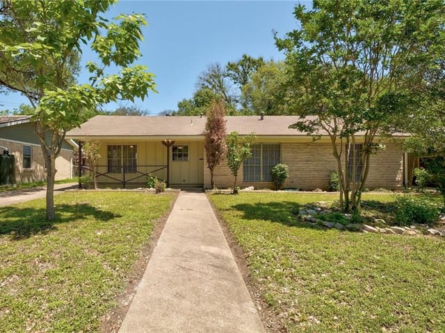 1614 Ashberry Dr