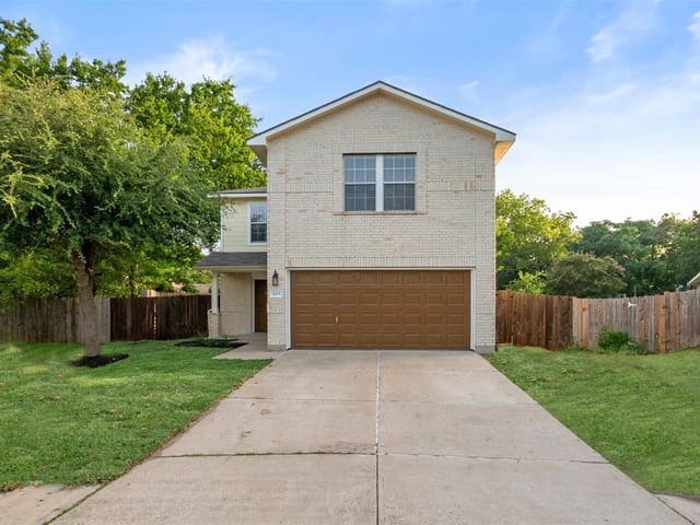 1615 Strickland Dr