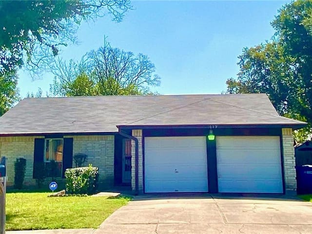 1619 Chippeway Ln