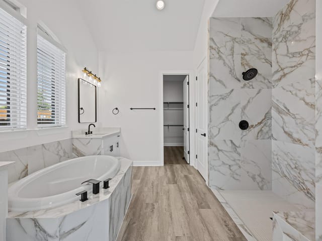 162 Topaz Cir