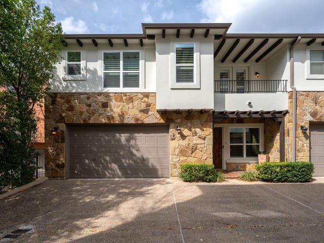 1621 Enfield RD Unit #F