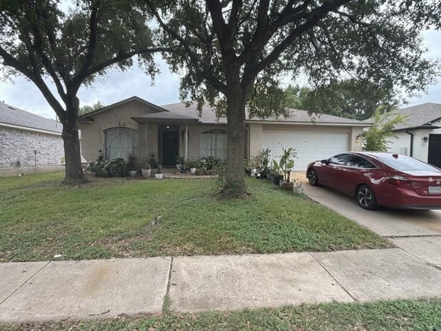16217 Copper Leaf LN