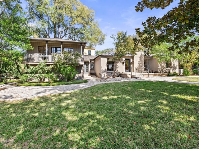 1625 Forest TRL