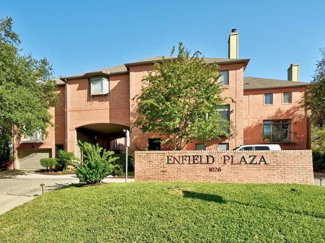 1626 Palma Plaza Unit #8
