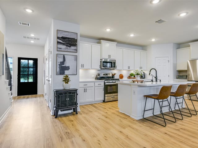 163 Longstraw DR