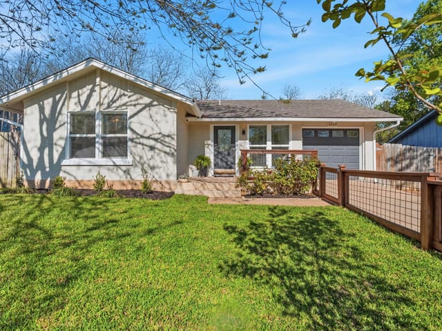1630 Chippeway LN
