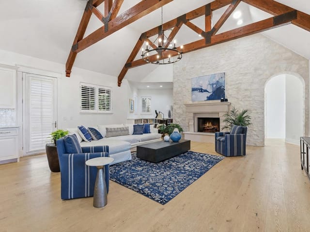16400 Hamilton Pool Rd